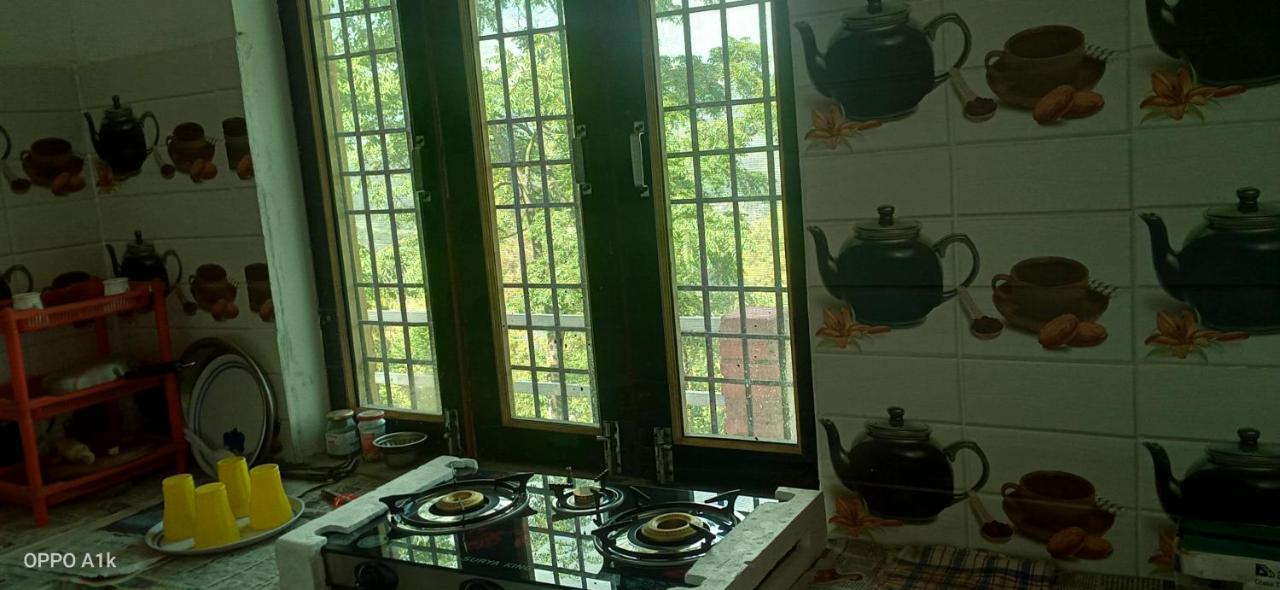 אלמורה Evergreen Home Stay מראה חיצוני תמונה