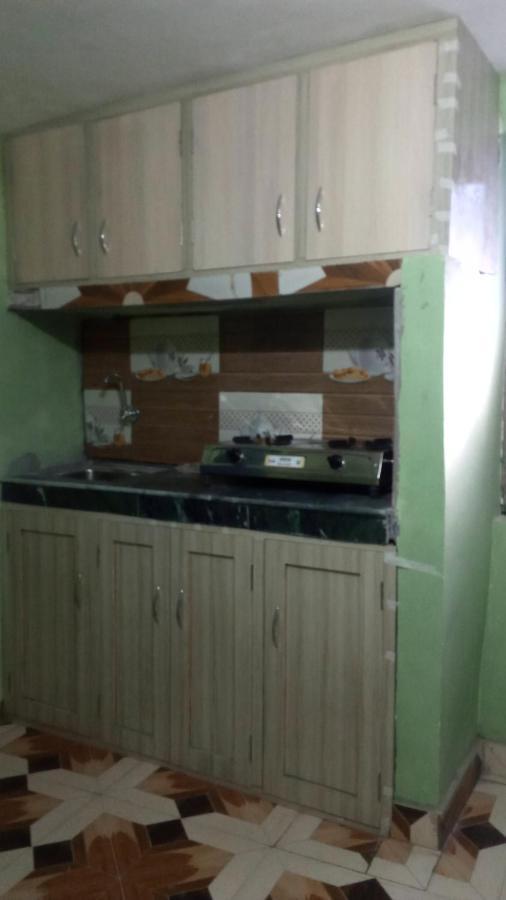 אלמורה Evergreen Home Stay מראה חיצוני תמונה
